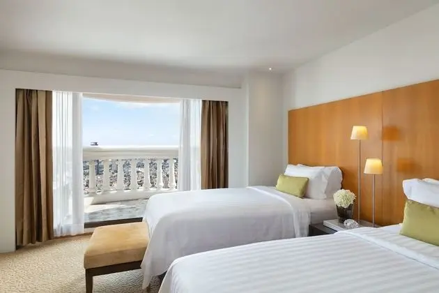 Tower Club Suite 2 Bedroom with Lounge