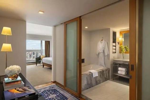 Tower Club Suite 3 Bedroom with Lounge