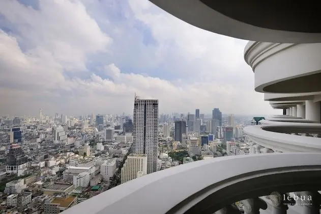 Tower Club Suite 3 Bedroom with Lounge