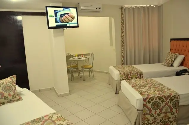 Üç Kişilik Oda