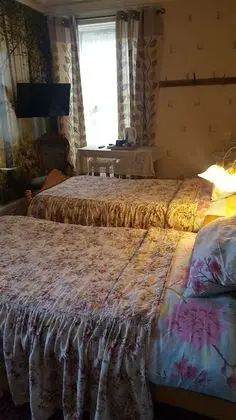 İki Ayrı Yataklı Oda, Banyolu/Duşlu