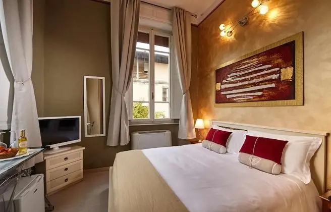 Romantic Tek Büyük Yataklı Oda