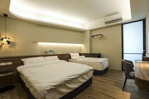 Üç Kişilik Oda