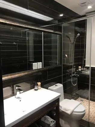 Üç Kişilik Oda