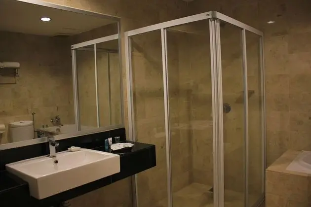 Executive King Room