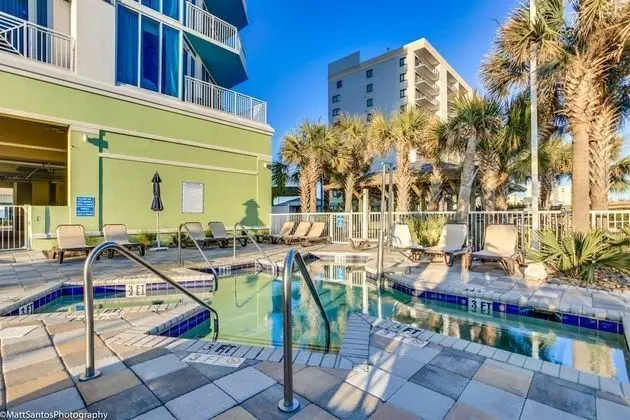 Daire (Towers On The Grove 1226)