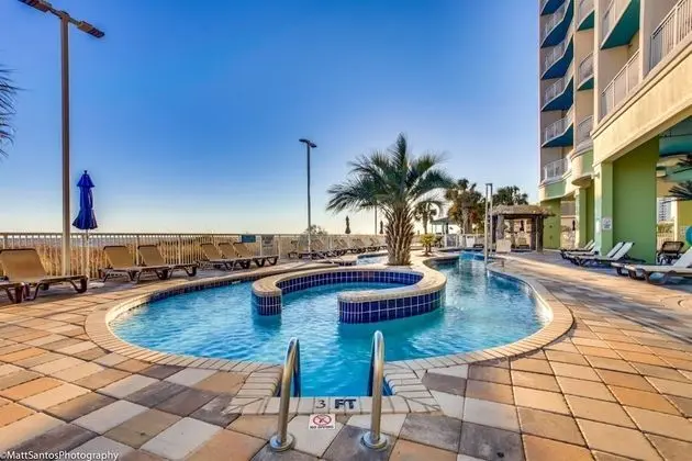 Daire (Towers On The Grove 1226)