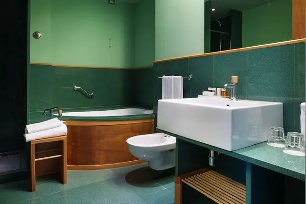 Deluxe Tek Büyük Yataklı Oda, 1 Çift Kişilik Yatak, Teras, Deniz Manzaralı