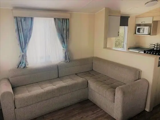 Deluxe Karavan