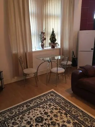 Economy Apart Daire, 2 Yatak Odası, Mutfak, Avlu