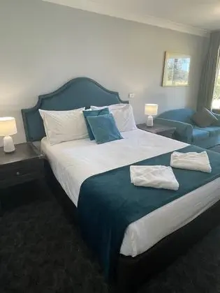 Deluxe Tek Büyük Yataklı Oda, Golf Manzaralı