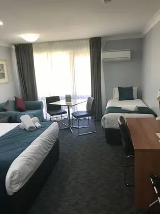 Standard Üç Kişilik Oda