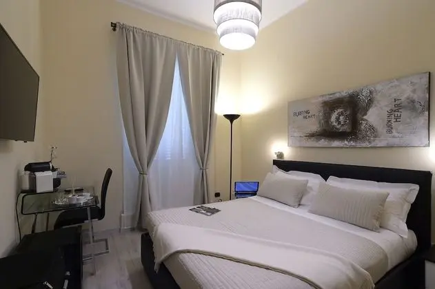 Tek Büyük Yataklı Oda