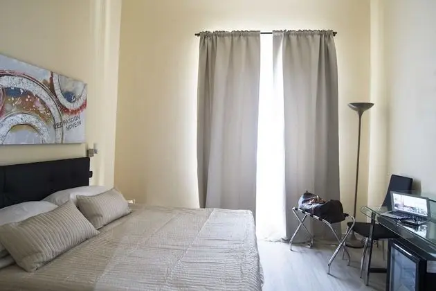 Tek Büyük Yataklı Oda