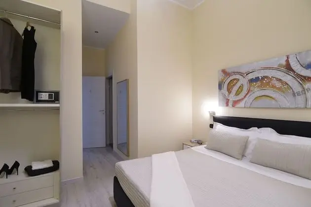 Tek Büyük Yataklı Oda