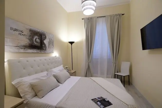 Tek Büyük Yataklı Oda