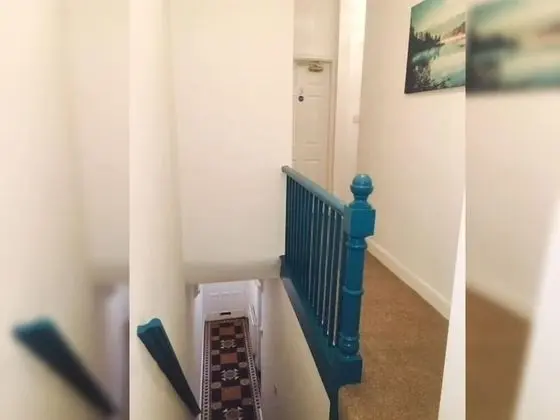 Tek Kişilik Oda, Ortak Banyo (Room 2)