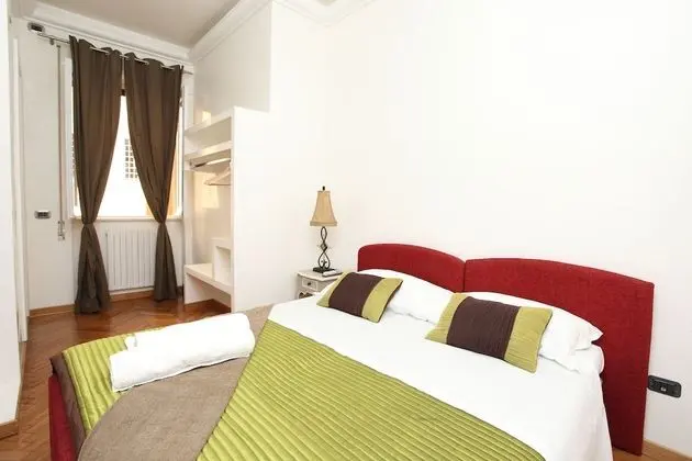 Classic Tek Büyük veya İki Ayrı Yataklı Oda