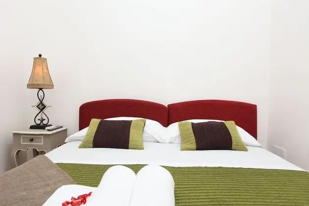 Classic Tek Büyük veya İki Ayrı Yataklı Oda