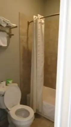 Tek Büyük Yataklı Oda, 2 Çift Kişilik Yatak