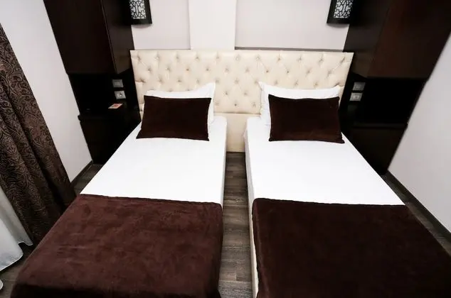 İki Ayrı Yataklı Oda