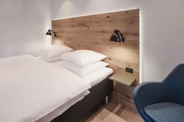 Tek Büyük Yataklı Oda, 1 Büyük (Queen) Boy Yatak, Sigara İçilmez