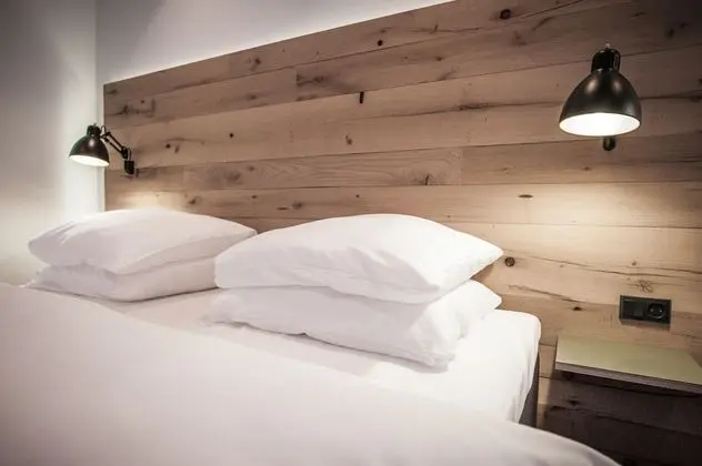 Tek Büyük Yataklı Oda, 1 Büyük (Queen) Boy Yatak, Sigara İçilmez