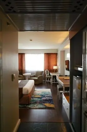 Super Deluxe Room - King