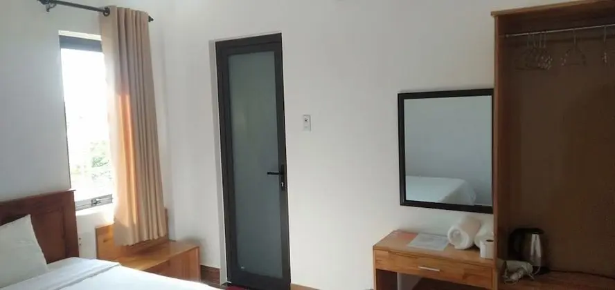 City Tek Büyük Yataklı Oda