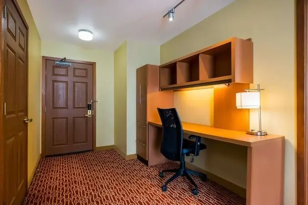 Deluxe Oda, 1 Büyük (Queen) Boy Yatak ve Çekyat (Studio Home Office)