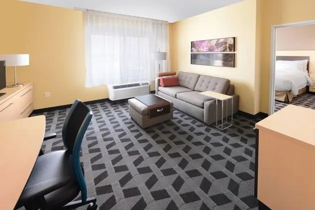 Süit, 1 Yatak Odası, Şehir Manzaralı (Mobility/Hearing Accessible, Tub)