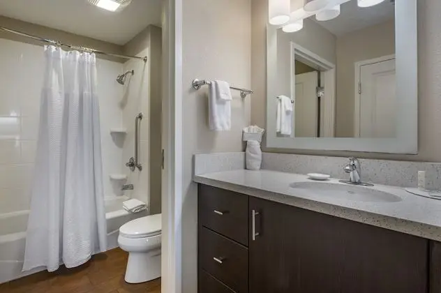 Stüdyo, 2 Büyük (Queen) Boy Yatak