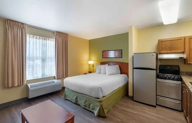 Deluxe Stüdyo, 1 Büyük (Queen) Boy Yatak, Sigara İçilmez, Buzdolabı ve Mikrodalga