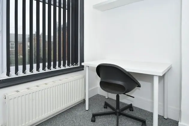 Standard Tek Büyük Yataklı Oda, Ortak Banyo, Şehir Manzaralı