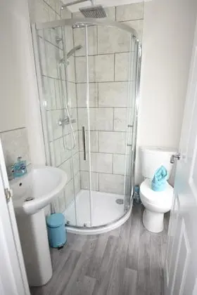 Tek Büyük Yataklı Oda, Özel Banyo