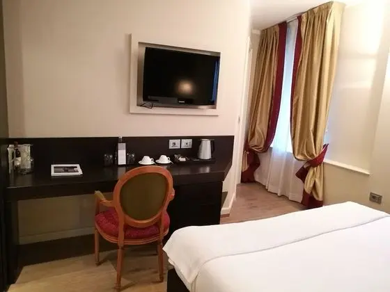 Tek Büyük veya İki Ayrı Yataklı Oda