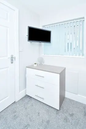 Superior Tek Kişilik Oda, Ortak Banyo (With TV)