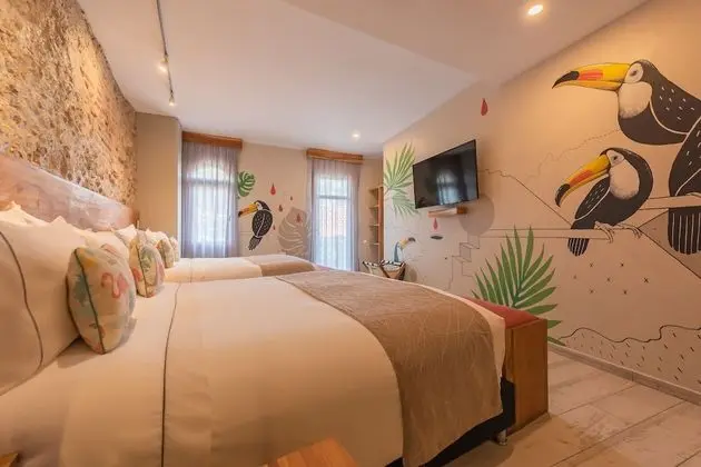 Deluxe Dört Kişilik Oda, 2 Büyük (Queen) Boy Yatak, Balkon, Şehir Manzaralı