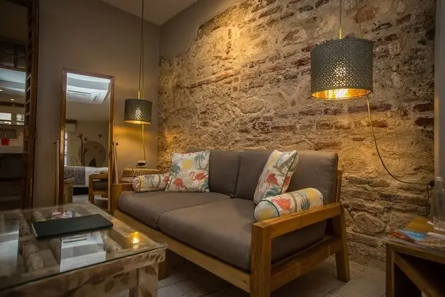 Deluxe Dört Kişilik Oda, 2 Büyük (Queen) Boy Yatak, Balkon, Şehir Manzaralı