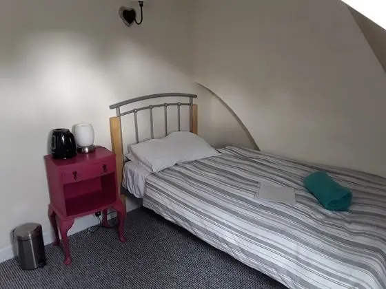 Basic Tek Kişilik Oda