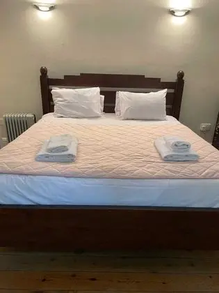 Ev (4 Bedrooms)