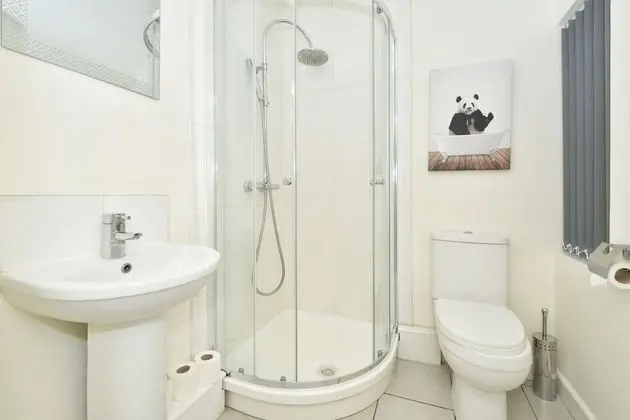 Tek Kişilik Oda, Ortak Banyo
