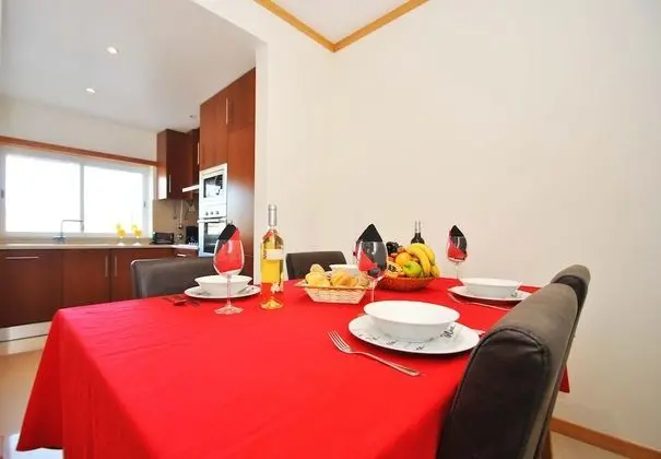 Apart Daire, 2 Yatak Odası, Havuz Kullanımı, Deniz Manzaralı