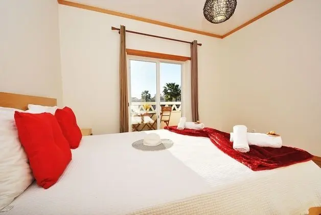Apart Daire, 2 Yatak Odası, Havuz Kullanımı, Havuz Manzaralı