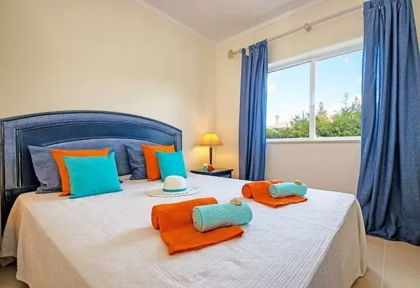 Apart Daire, 4 Yatak Odası, Havuz Kullanımı, Havuz Manzaralı