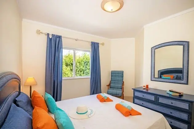 Apart Daire, 4 Yatak Odası, Havuz Kullanımı, Havuz Manzaralı