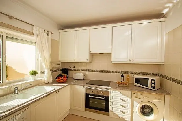 Apart Daire, 4 Yatak Odası, Havuz Kullanımı, Havuz Manzaralı