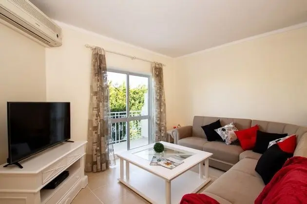 Apart Daire, 4 Yatak Odası, Havuz Kullanımı, Havuz Manzaralı