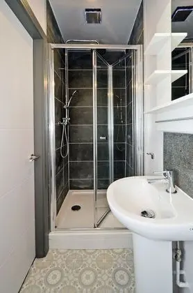 Superior Tek Büyük Yataklı Oda, Banyolu/Duşlu