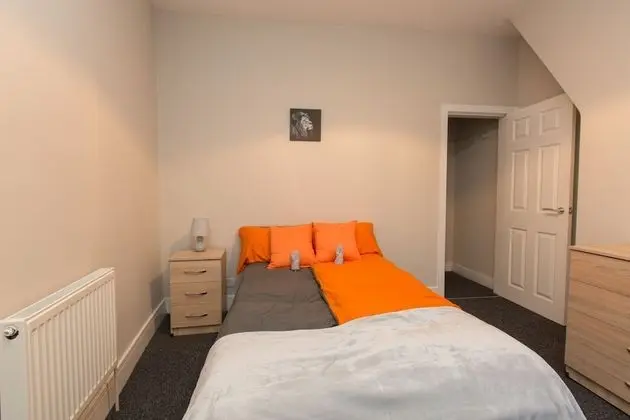 Ev, Özel Banyo (4 Bedroom)